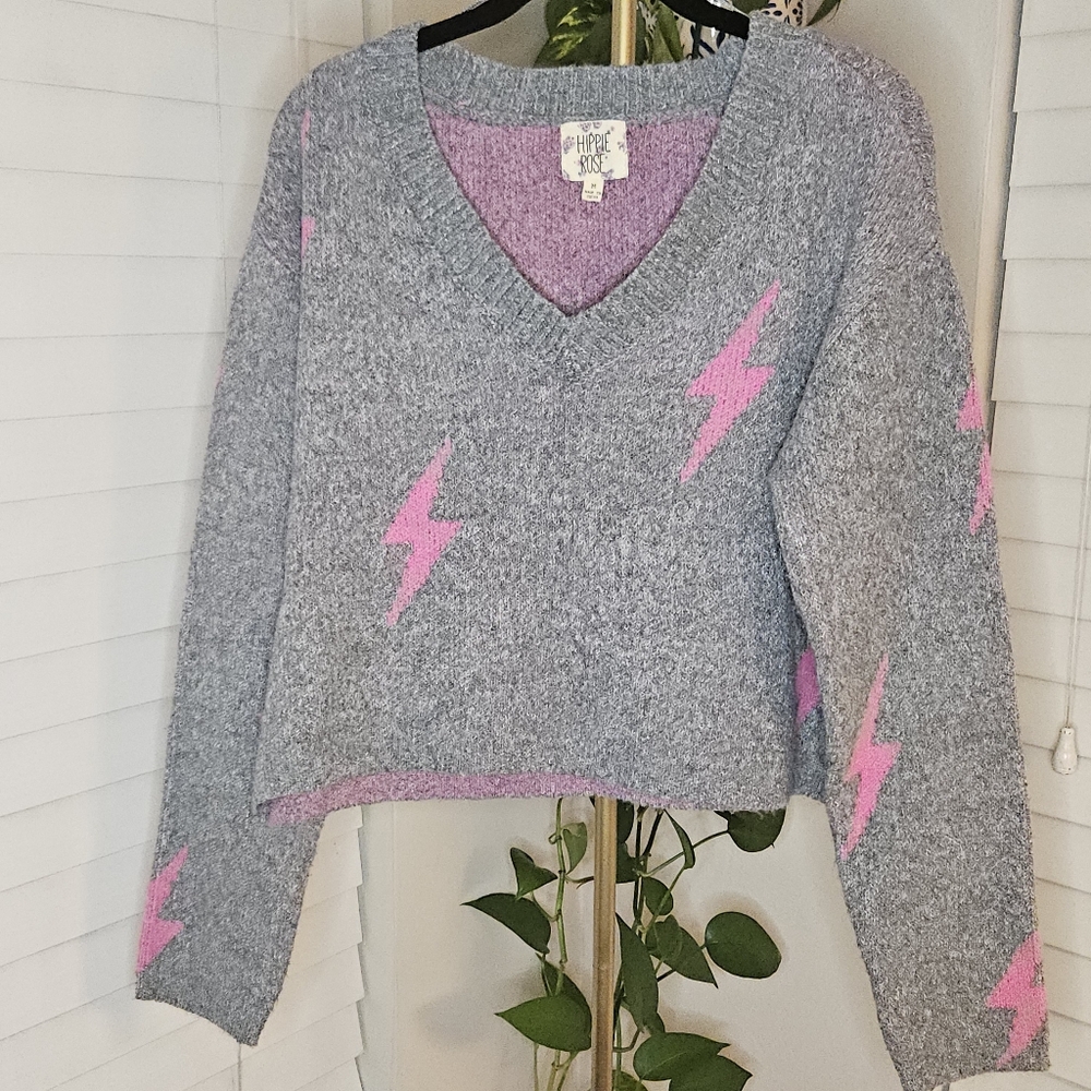 Hippie Rose Gray & Pink Lightning Bolt V-Neck Oversized Cropped Sweater